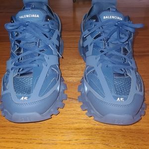 Balenciaga led track  or trades